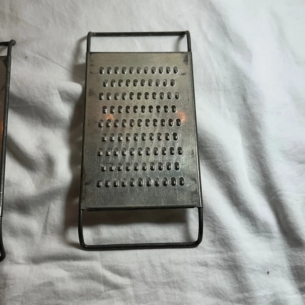 Vintage Wonder Shredders Stainless Steel Handheld Flat Cheese Grater Set Rustic